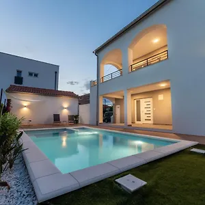 Apartment Bernie With A Pool, Zadar